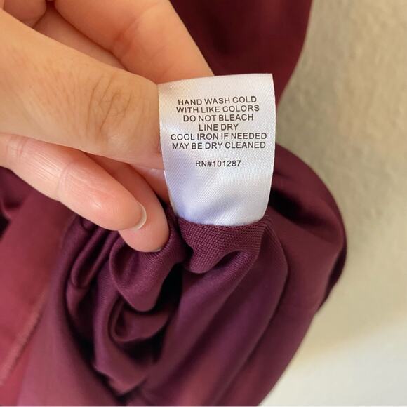 Alexia Admor Adelyn Burgundy A Line V-neck Dress Size Small - Picture 7 of 7